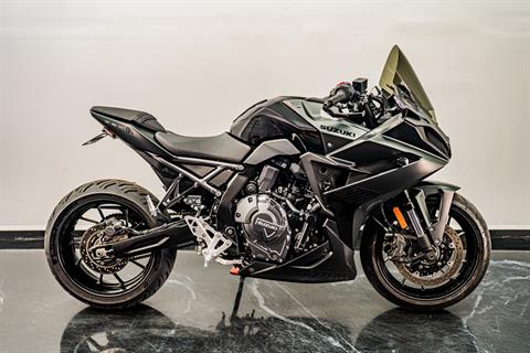 Used 2025 Suzuki GSX-8R, Jacksonville FL | Specs, Price, Photos