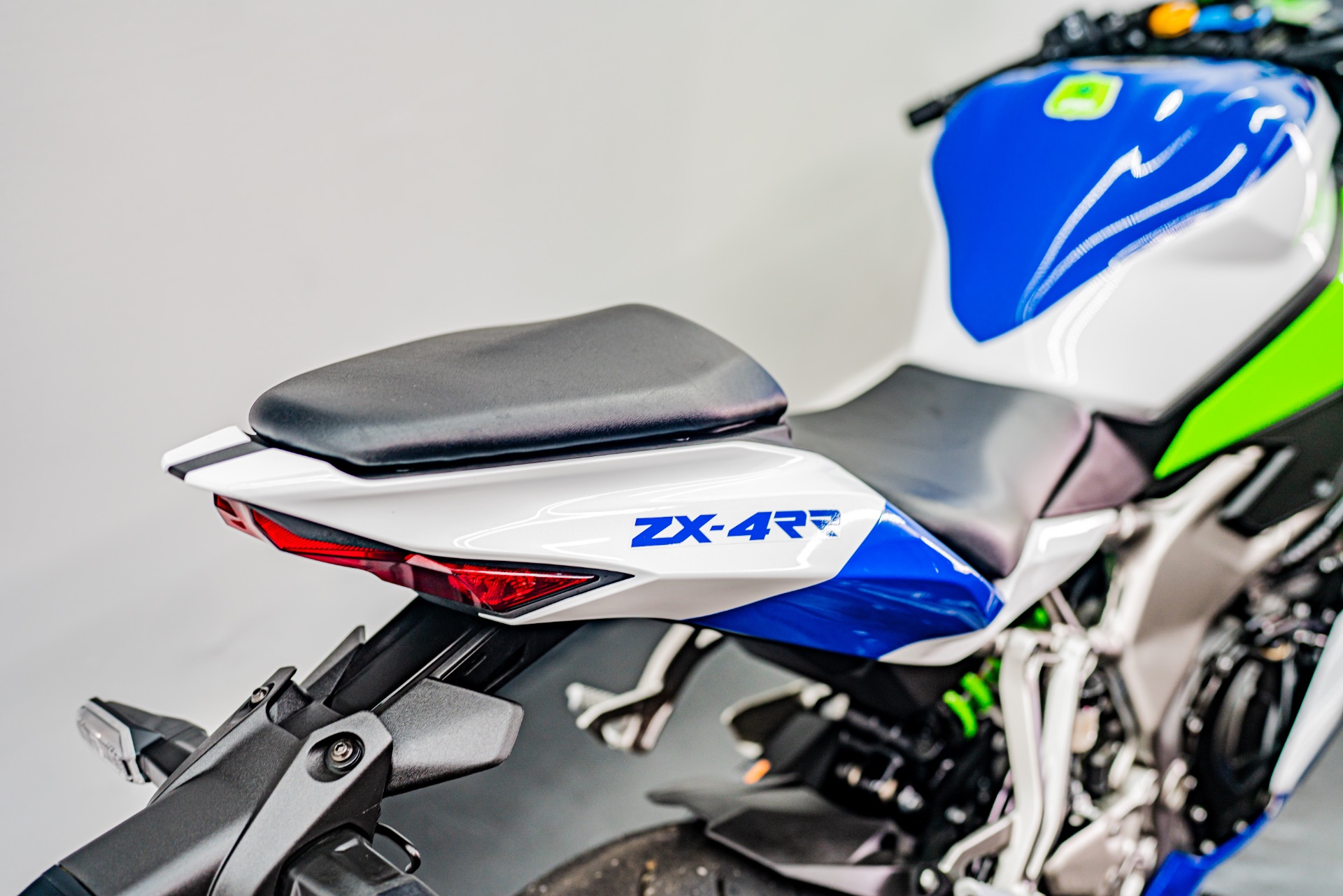 キンタロウ 2024 Kawasaki Ninja ZX-4R First Look Preview | Motorcyclist