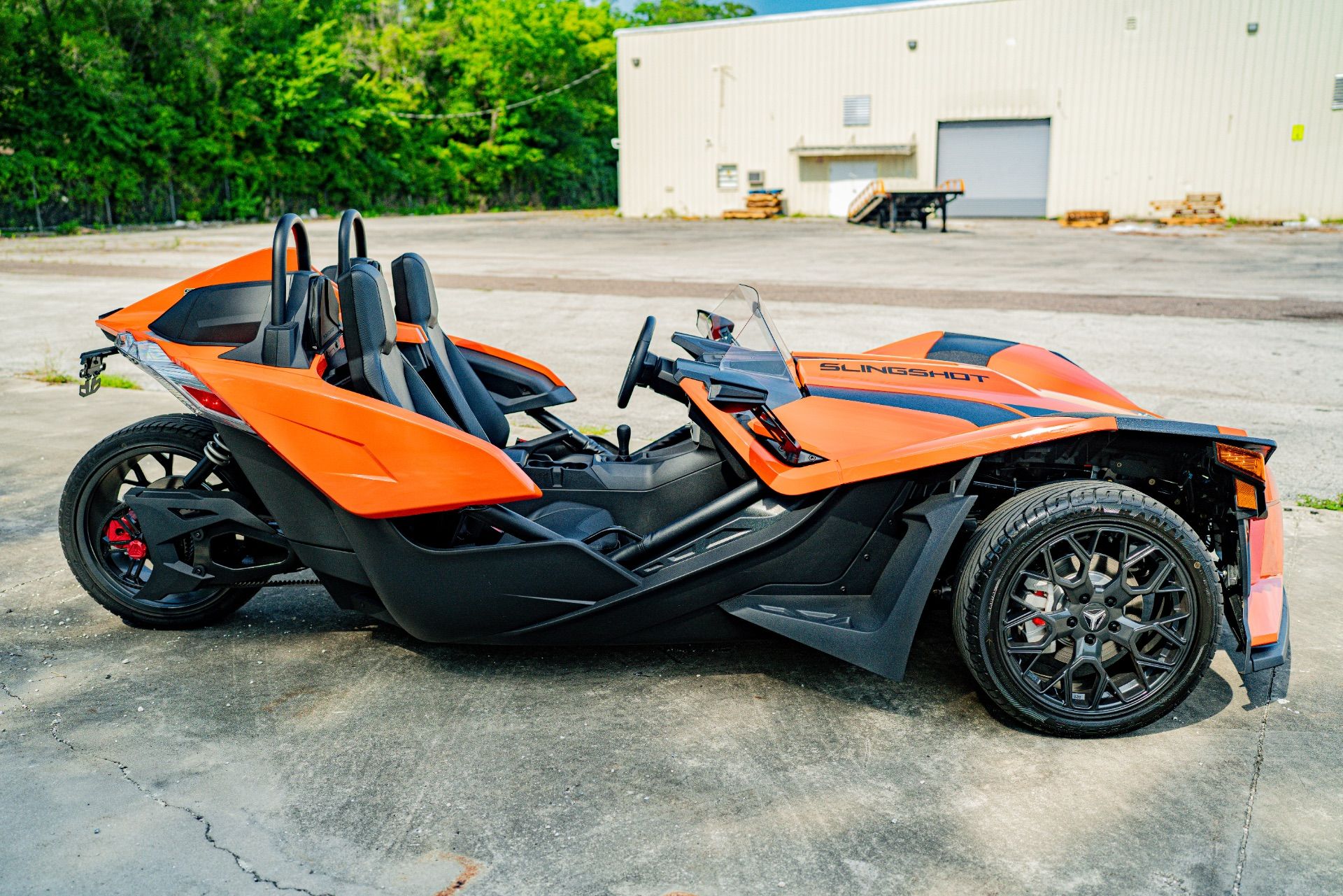 2024 Slingshot Slingshot Manual photo 2