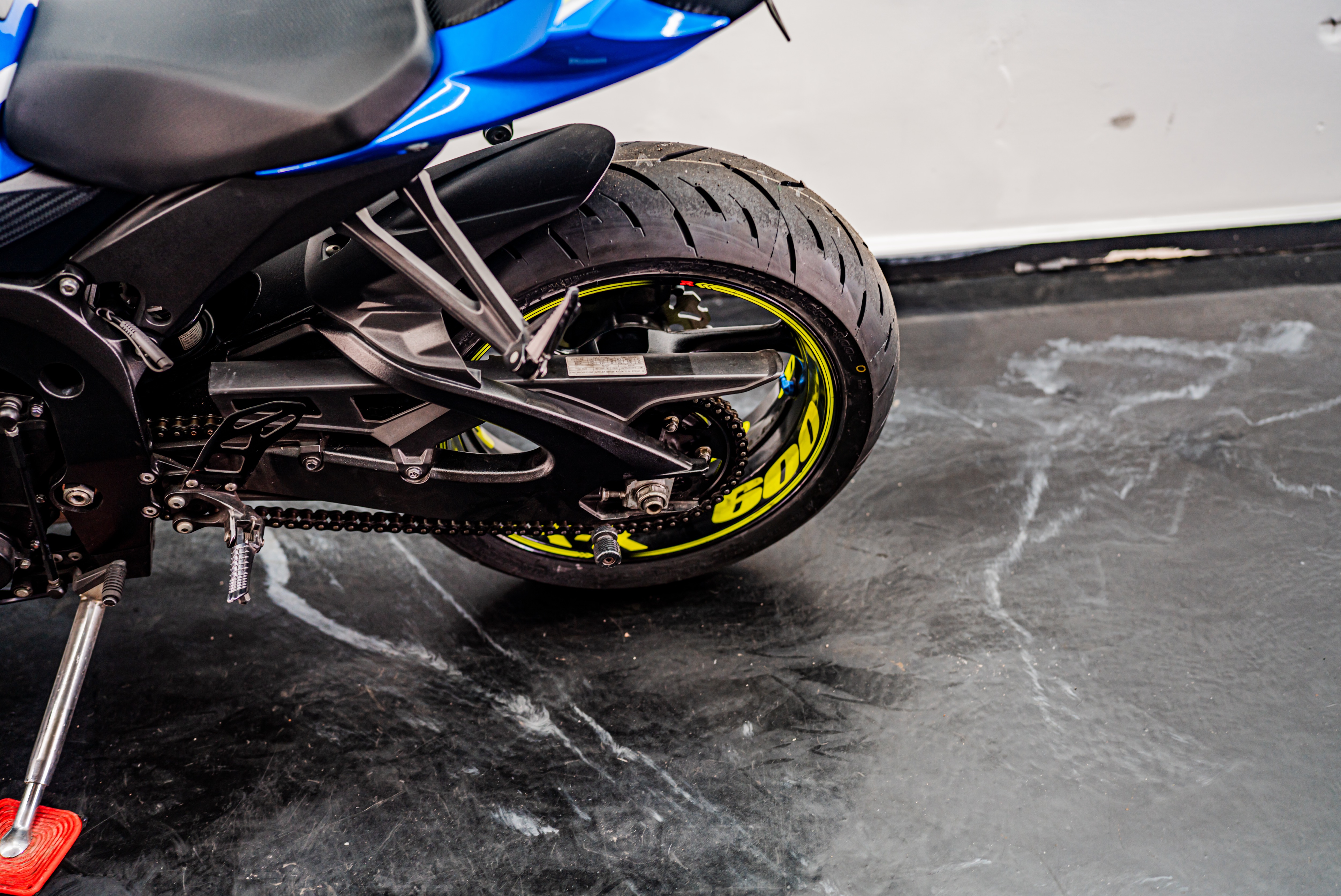 2017 Suzuki GSX-R600 9