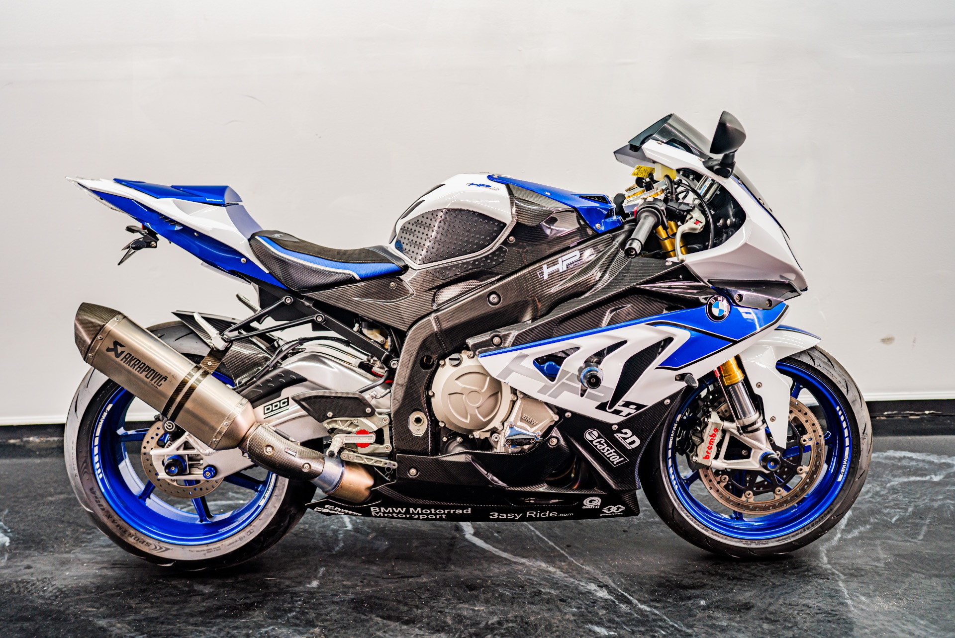 2014 BMW HP4