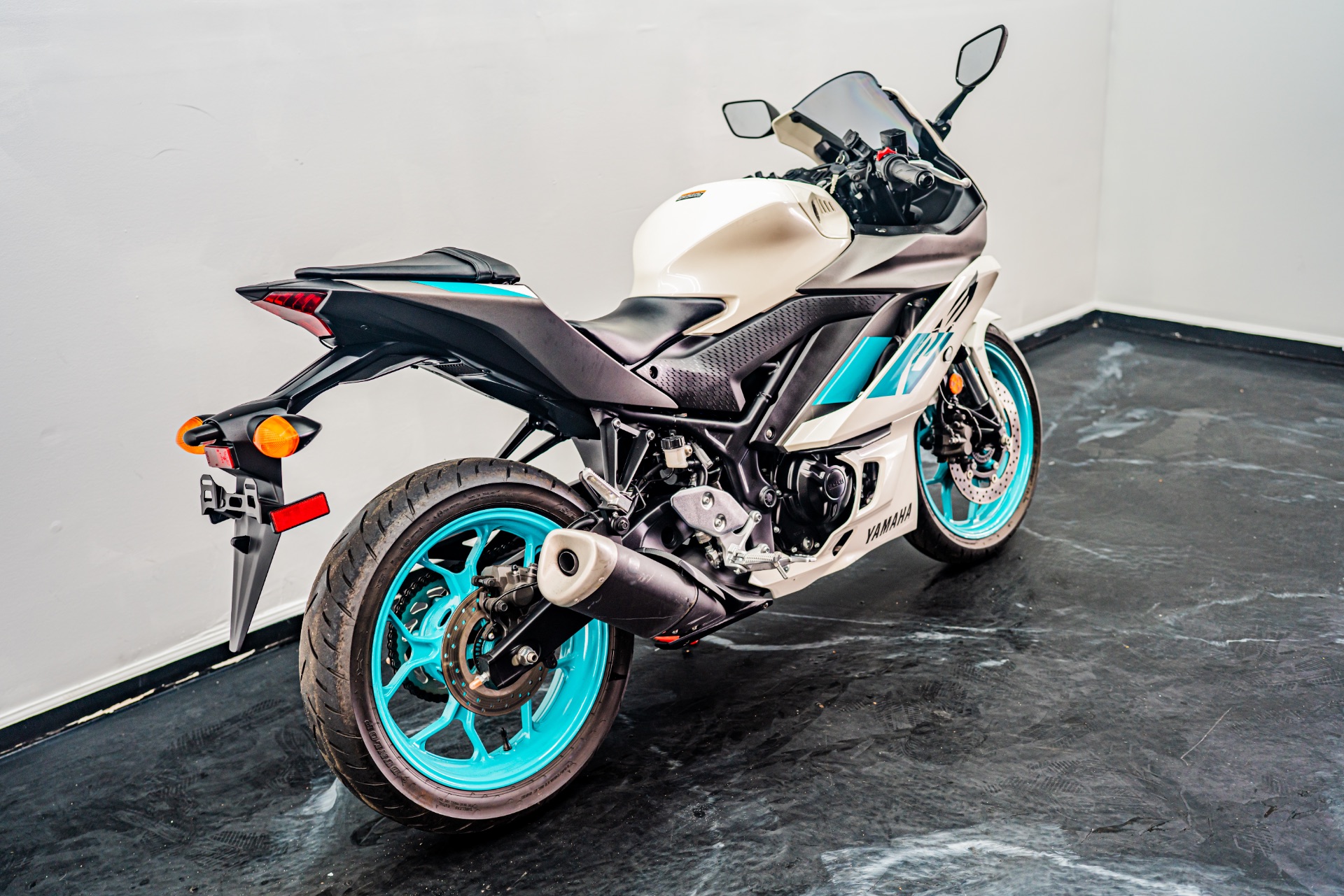 低走行YZF-R3 2026 Yamaha YZF-R3 Team Yamaha Blue Stock# Y26038 - YouTube