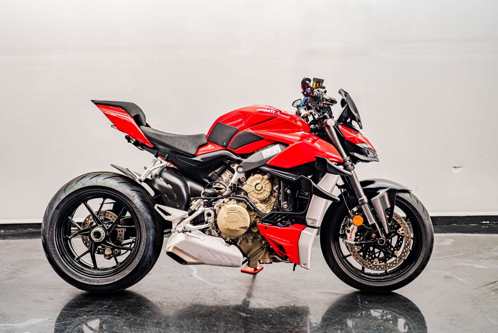 2021 Ducati Streetfighter V4