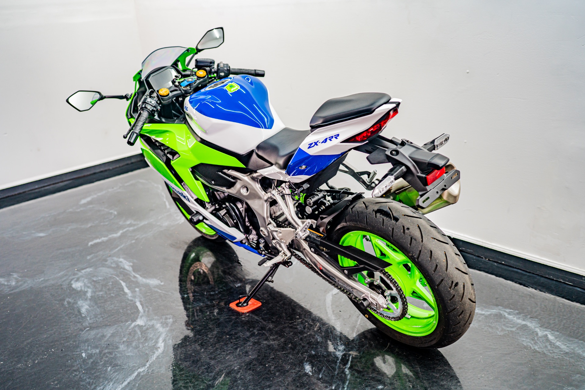 4×4MAGAZINE New 2024 Kawasaki Ninja ZX-4RR 40th Anniversary Edition ABS