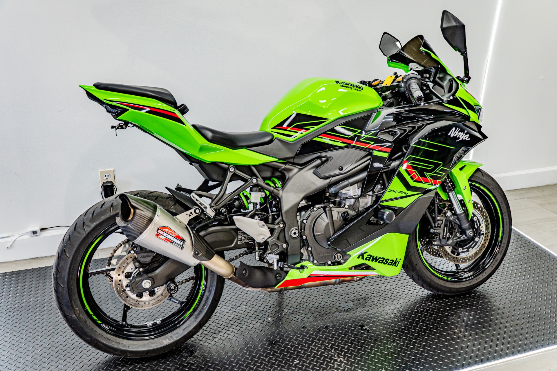 Used 2024 Kawasaki Ninja ZX-4RR KRT Edition ABS