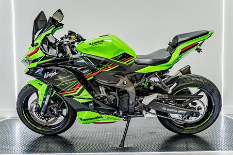 数量は多い  Used 2024 ABS Edition KRT ZX-4RR Ninja Kawasaki スノーボード