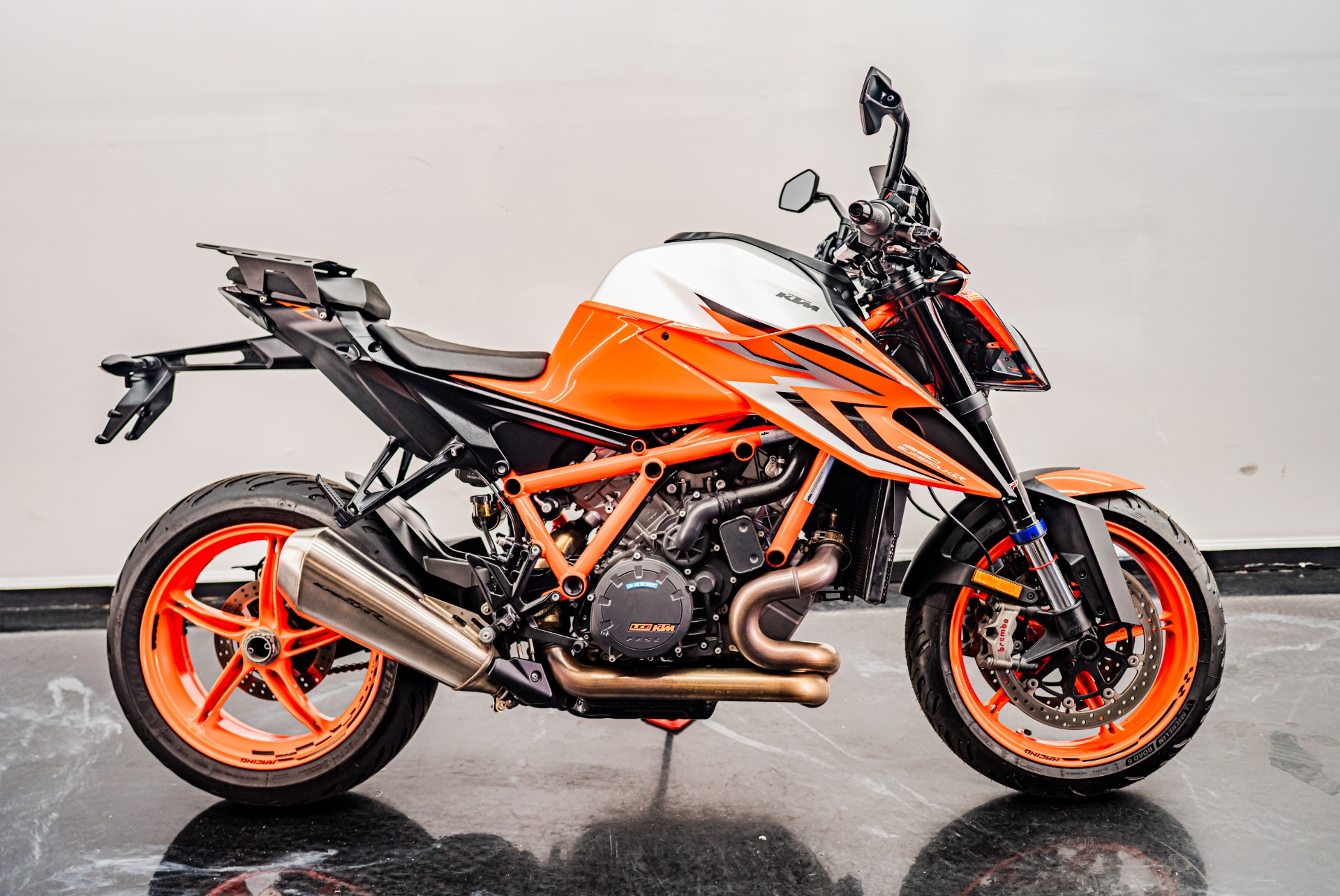 2022 KTM 1290 Super Duke R EVO