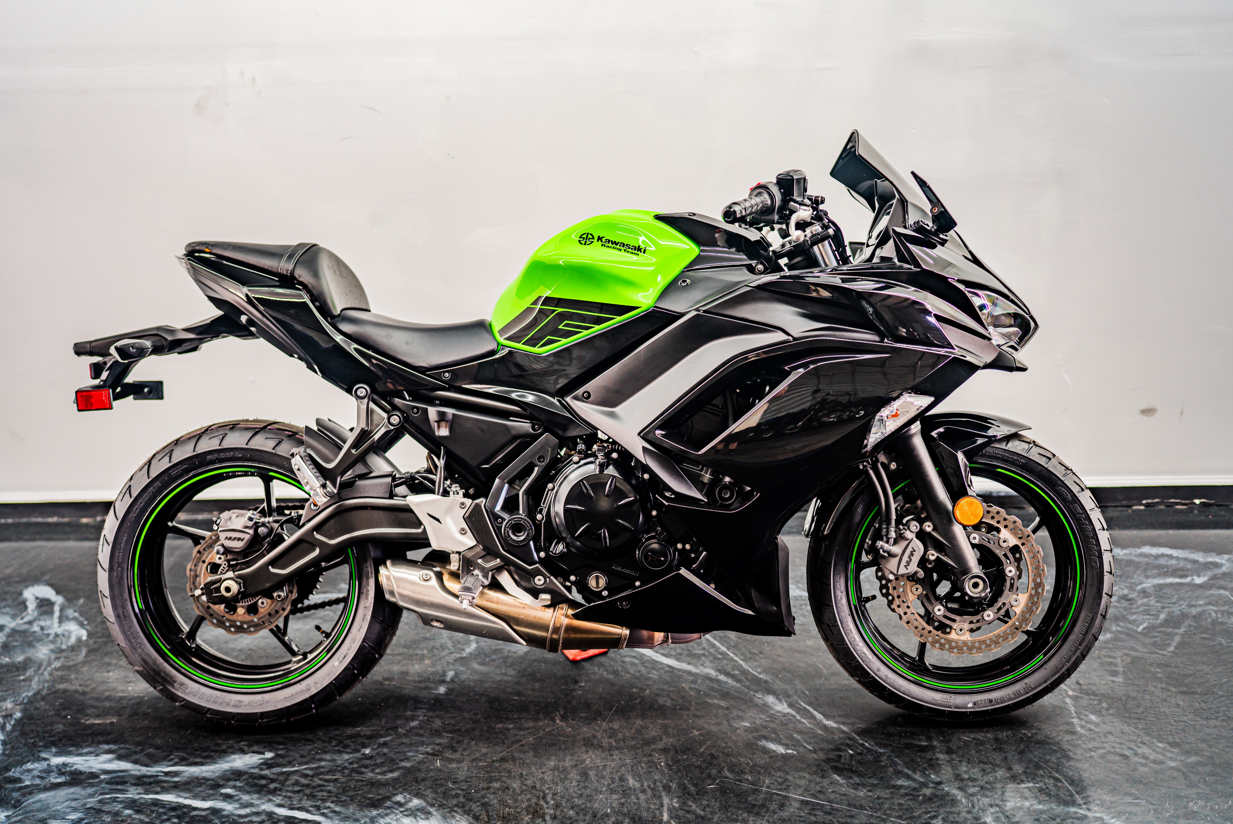 2022 Kawasaki Ninja 650 KRT Edition