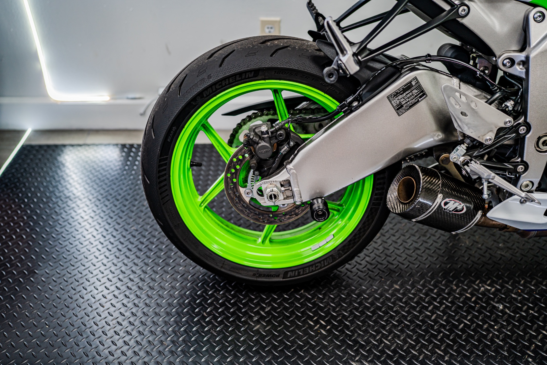 2024 Kawasaki ZX-6R ZX636JR photo 3