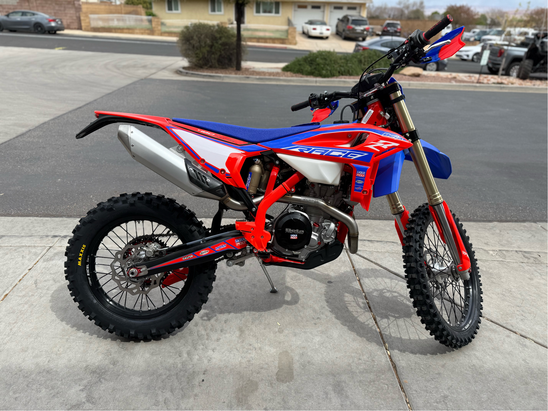 Beta OEM - 17 480 RACE EDITION GRAPHICS Beta OEM - 17 480 RACE EDITION GRAPHICS
