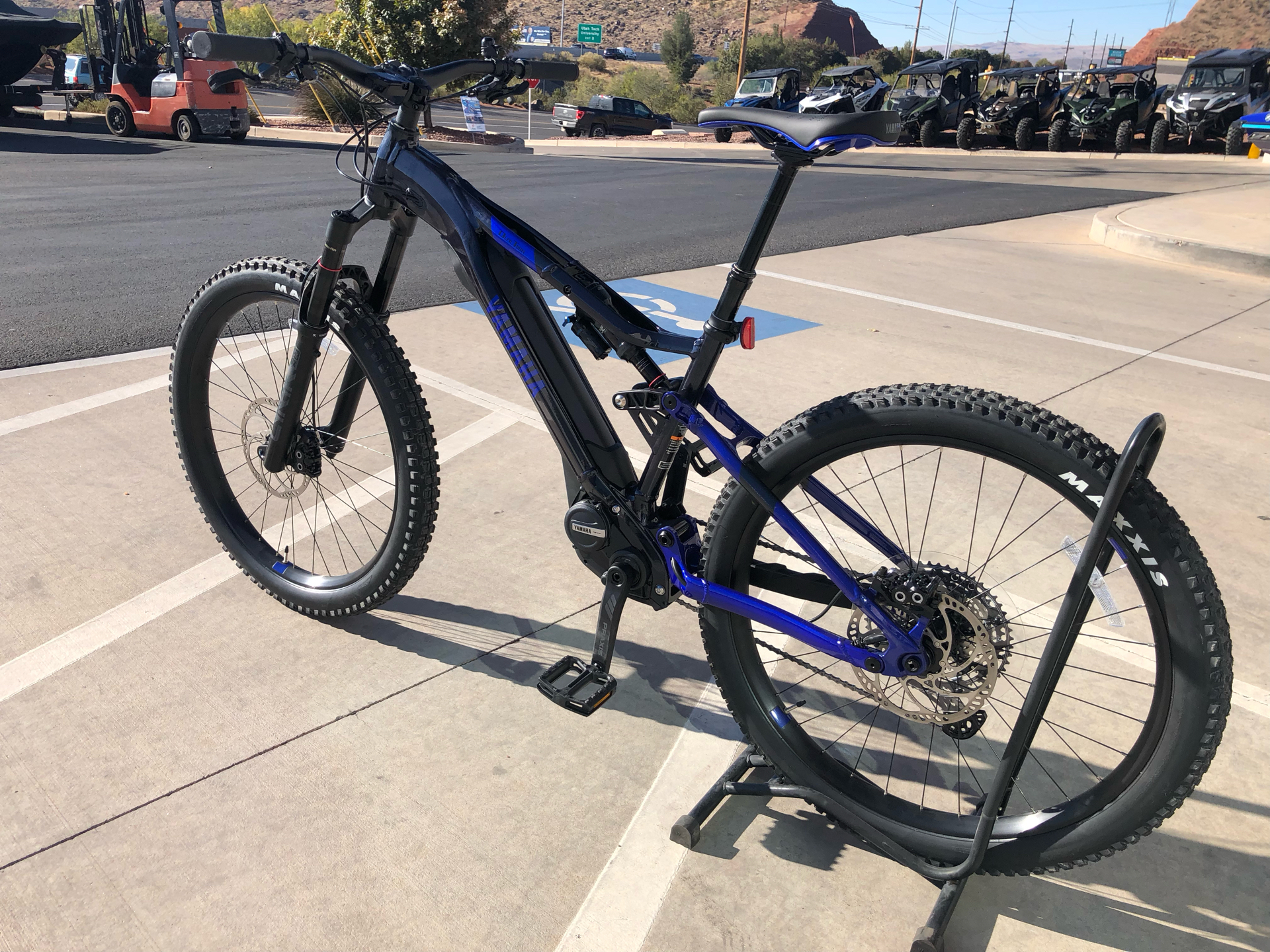 New 2024 Yamaha YDX-MORO 07 Large Electric Bicycles in Saint