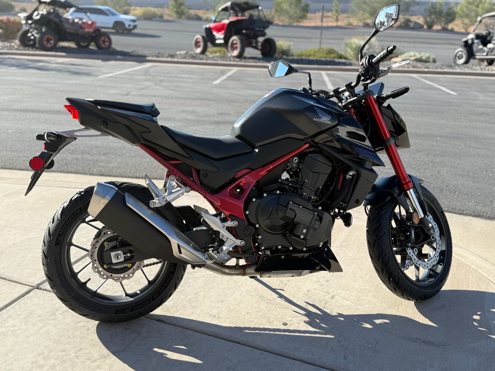 2026 Honda CB750 Hornet E-Clutch 5