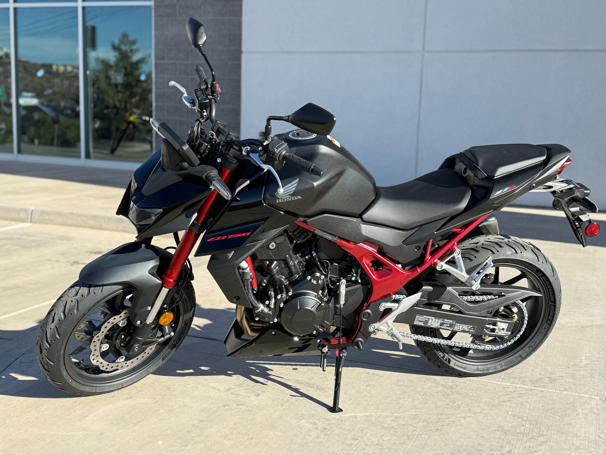 2026 Honda CB750 Hornet E-Clutch
