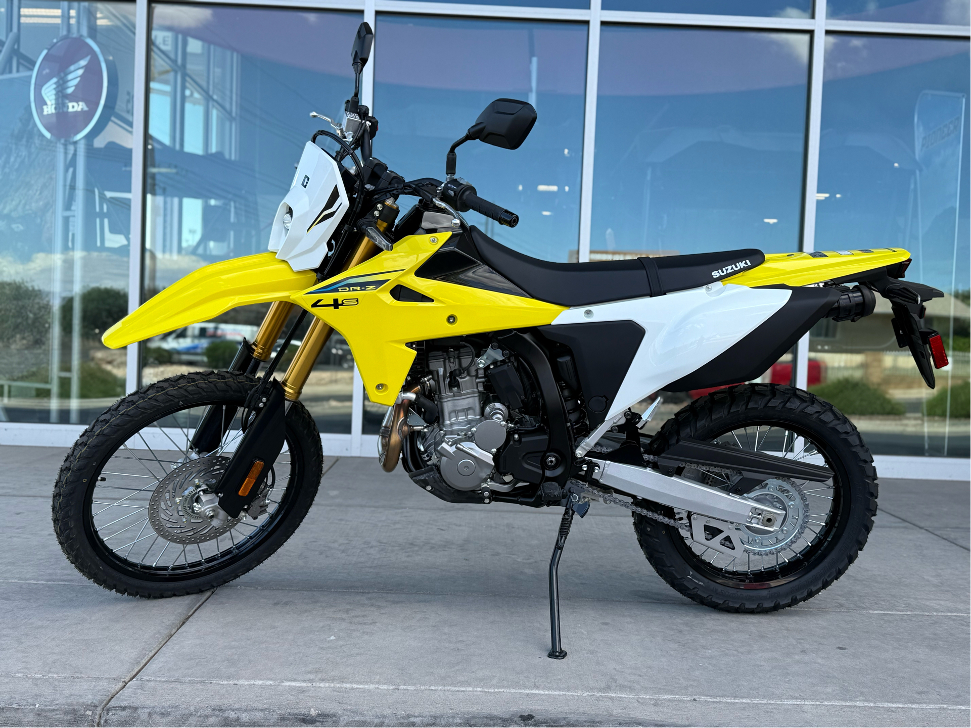 2026 Suzuki DR-Z4S