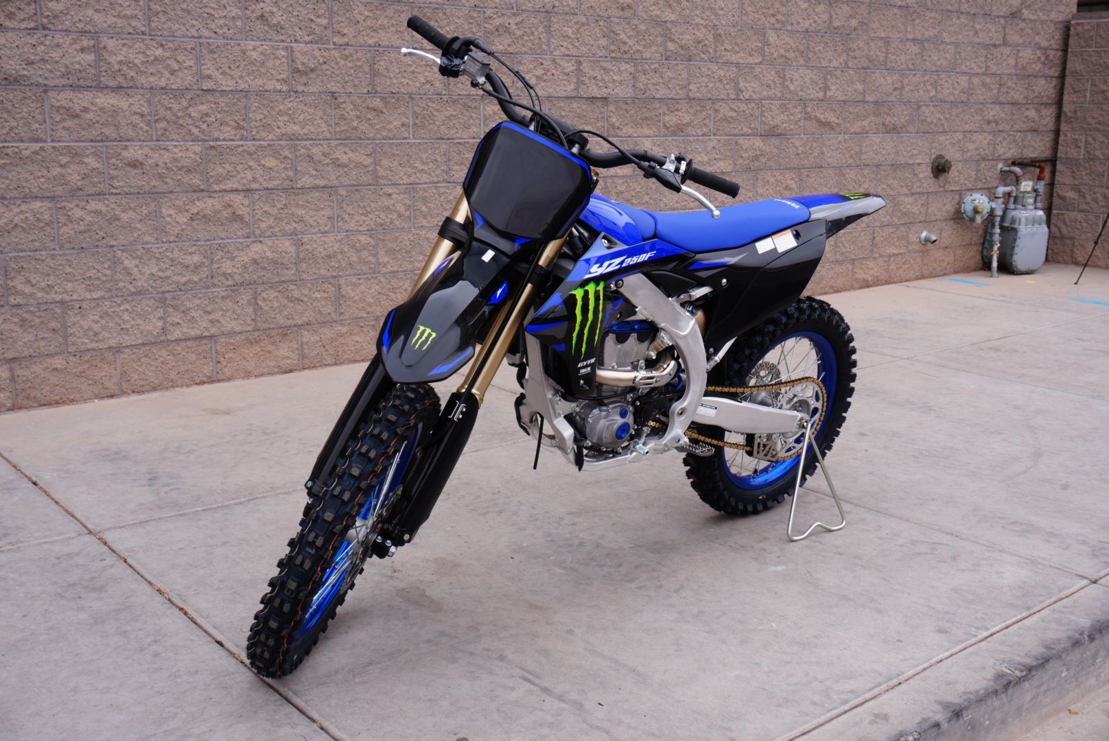 New 2025 Yamaha YZ250F Monster Energy Edition Motorcycles in