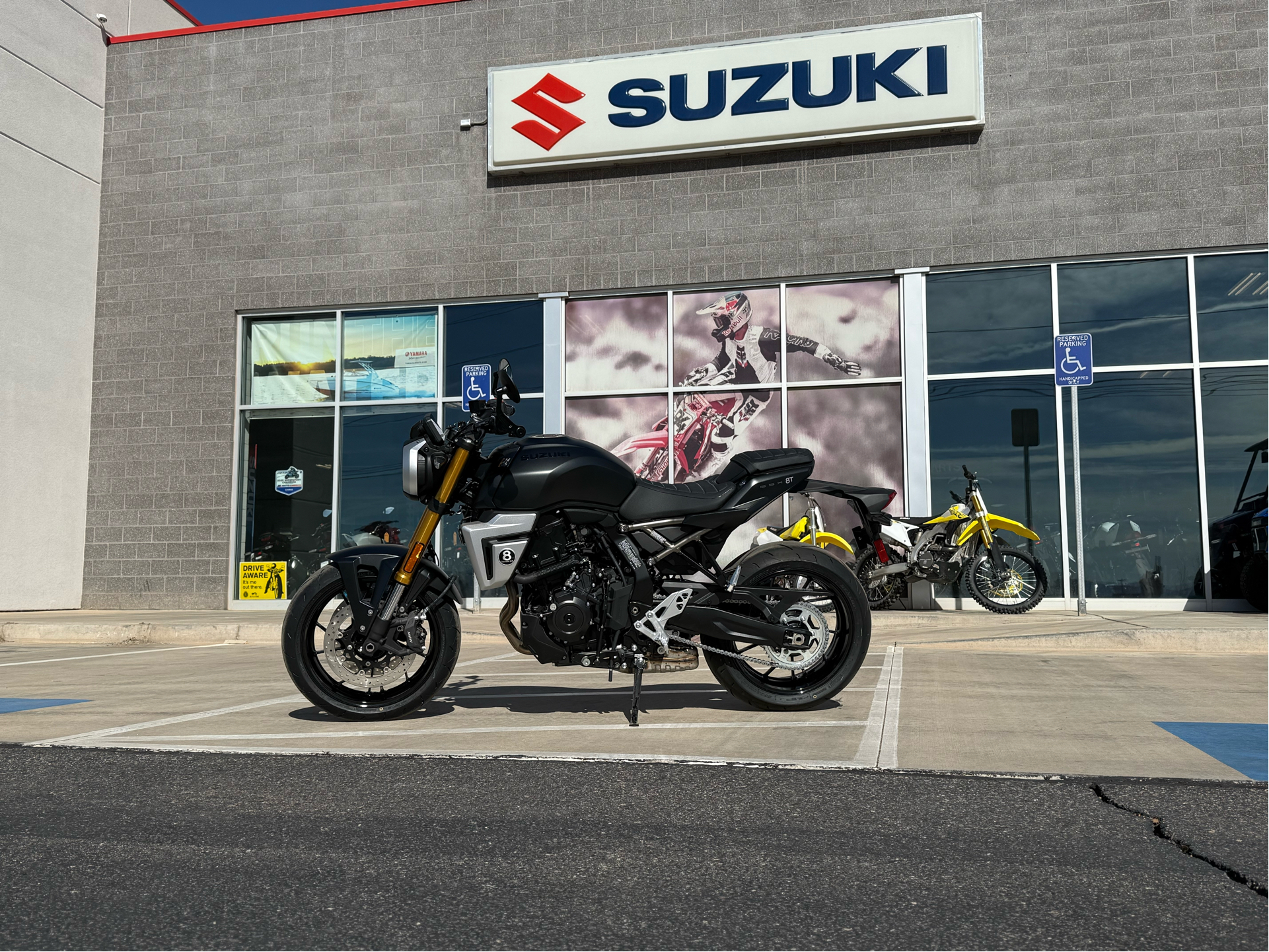 2026 Suzuki GSX-8T