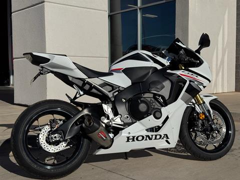 2026 Honda CBR1000RR — photo 1 of 25