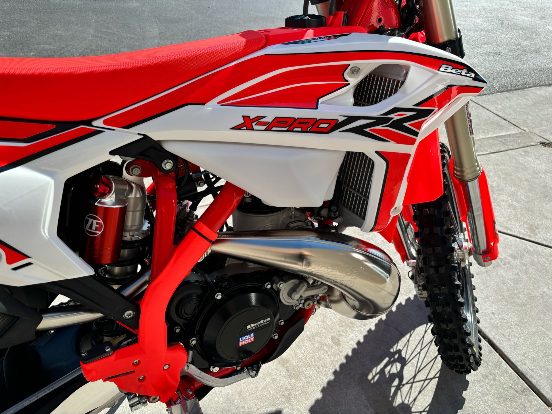 Beta Rear Fender, White (Beta RR | 13'-17')  ( ...