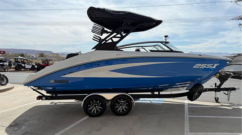New 2025 Yamaha 255XD Power Boats Inboard in Saint George, UT