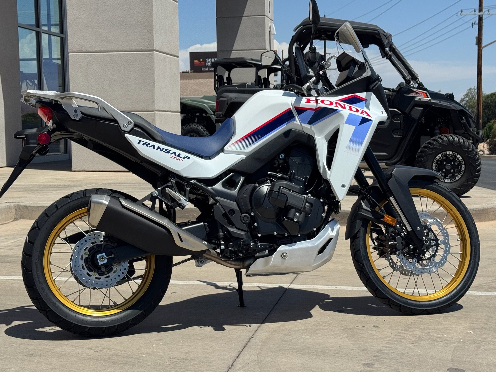 2026 Honda Transalp E-Clutch