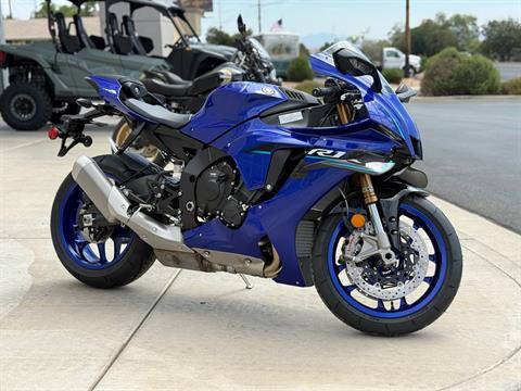 2026 Yamaha YZF-R1 — photo 1 of 11
