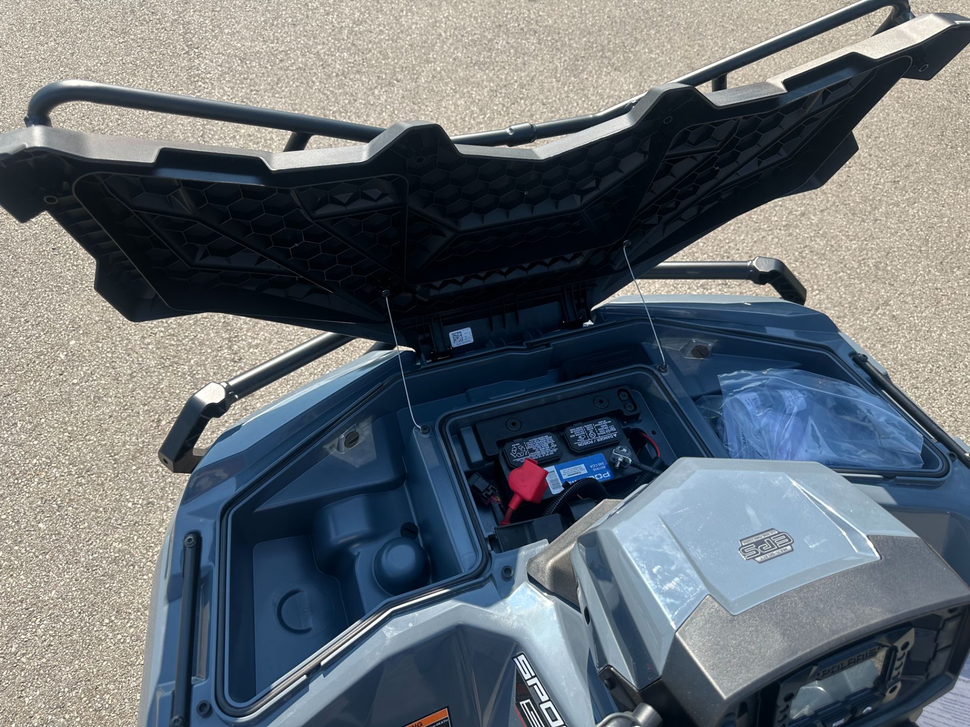 2025 Polaris Sportsman 570 Utility HD in Batavia, Ohio - Photo 9