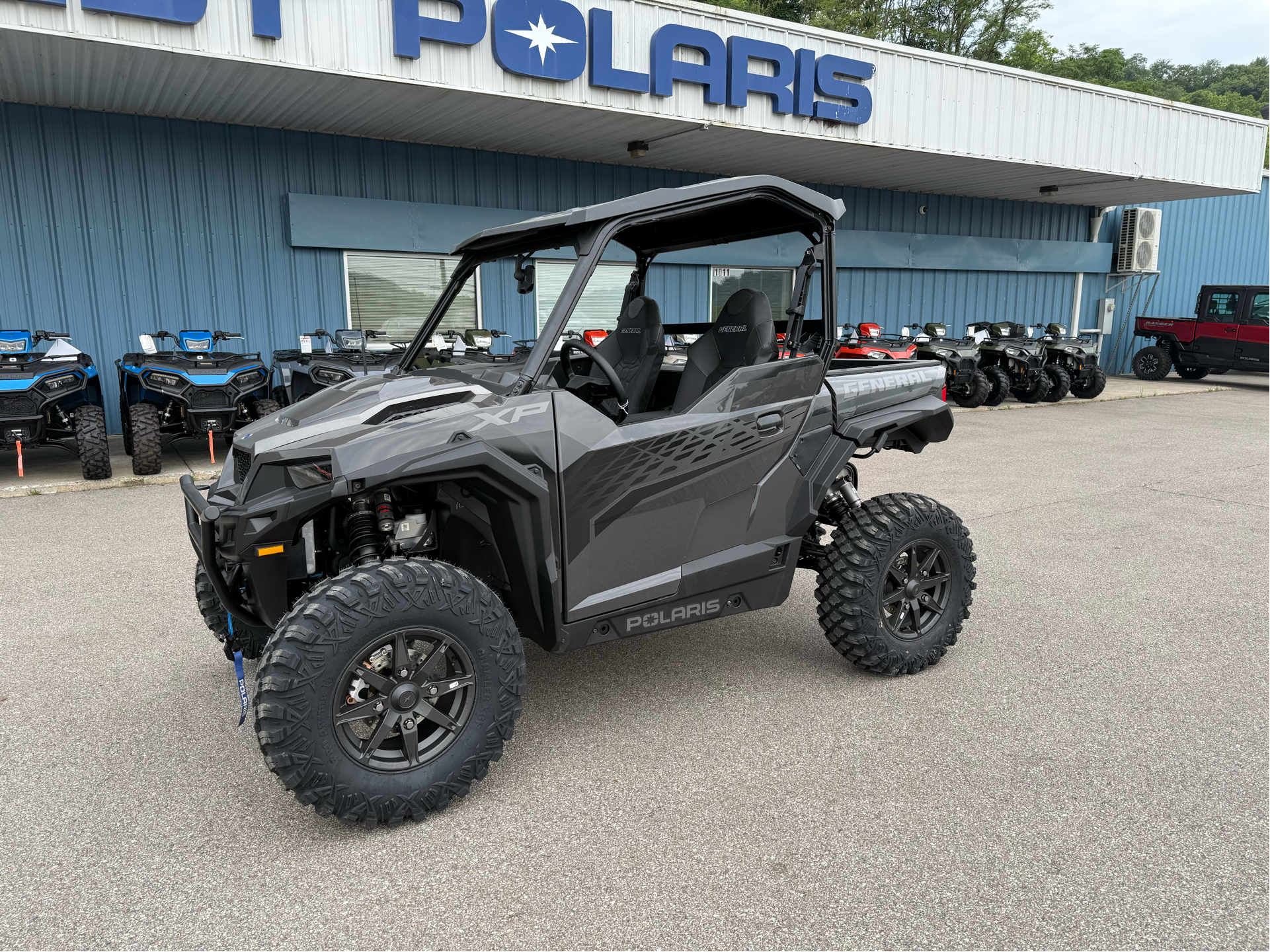 2025 Polaris General XP 1000 Premium in Batavia, Ohio - Photo 1