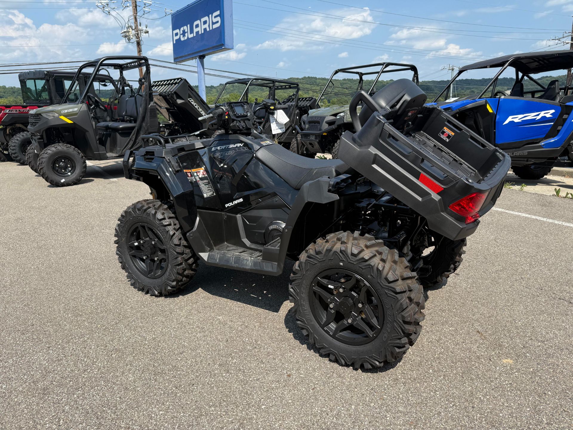 2025 Polaris Sportsman X2 570 in Batavia, Ohio - Photo 2