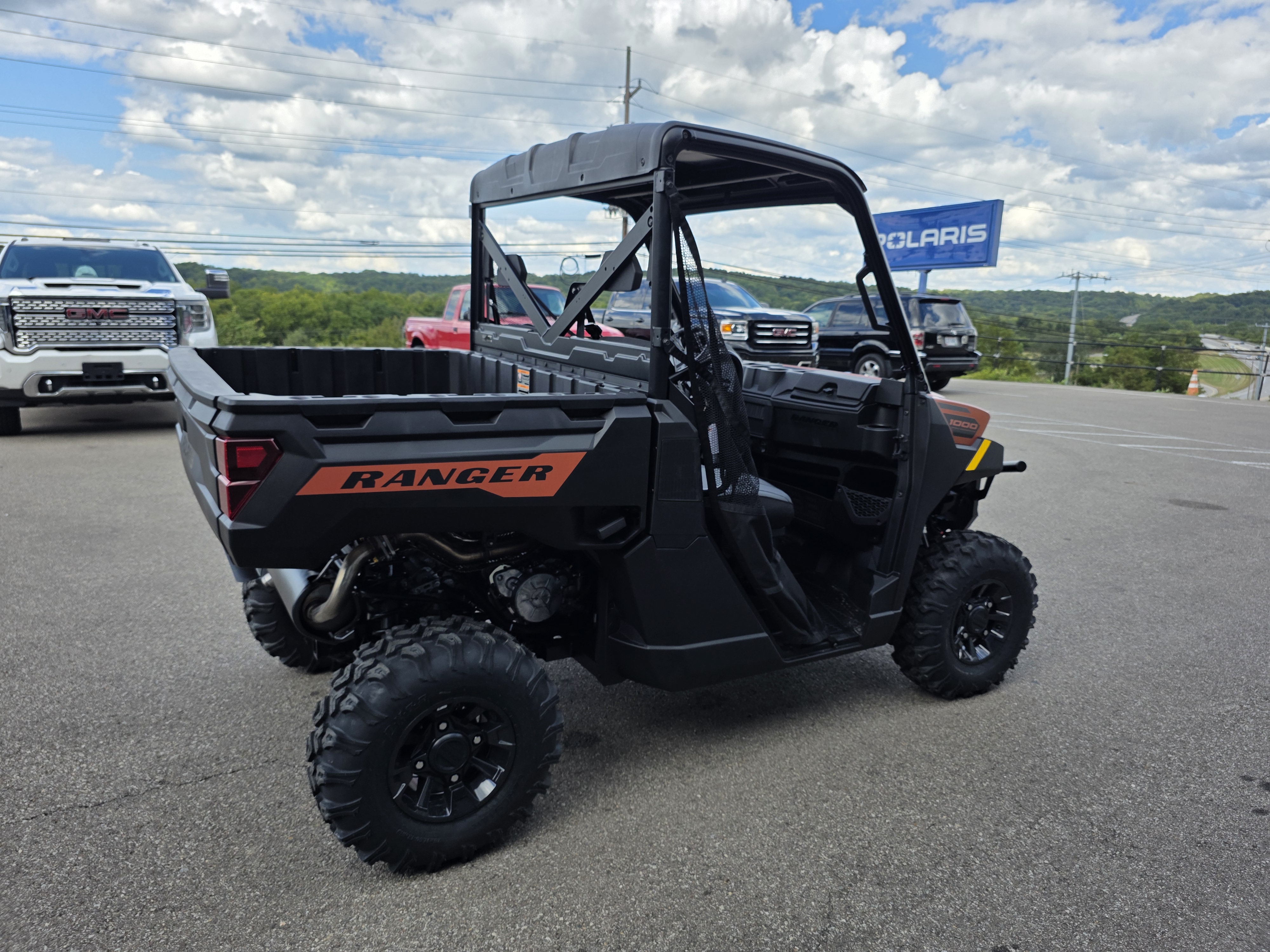 2026 Polaris Ranger 1000 Premium in Batavia, Ohio - Photo 8