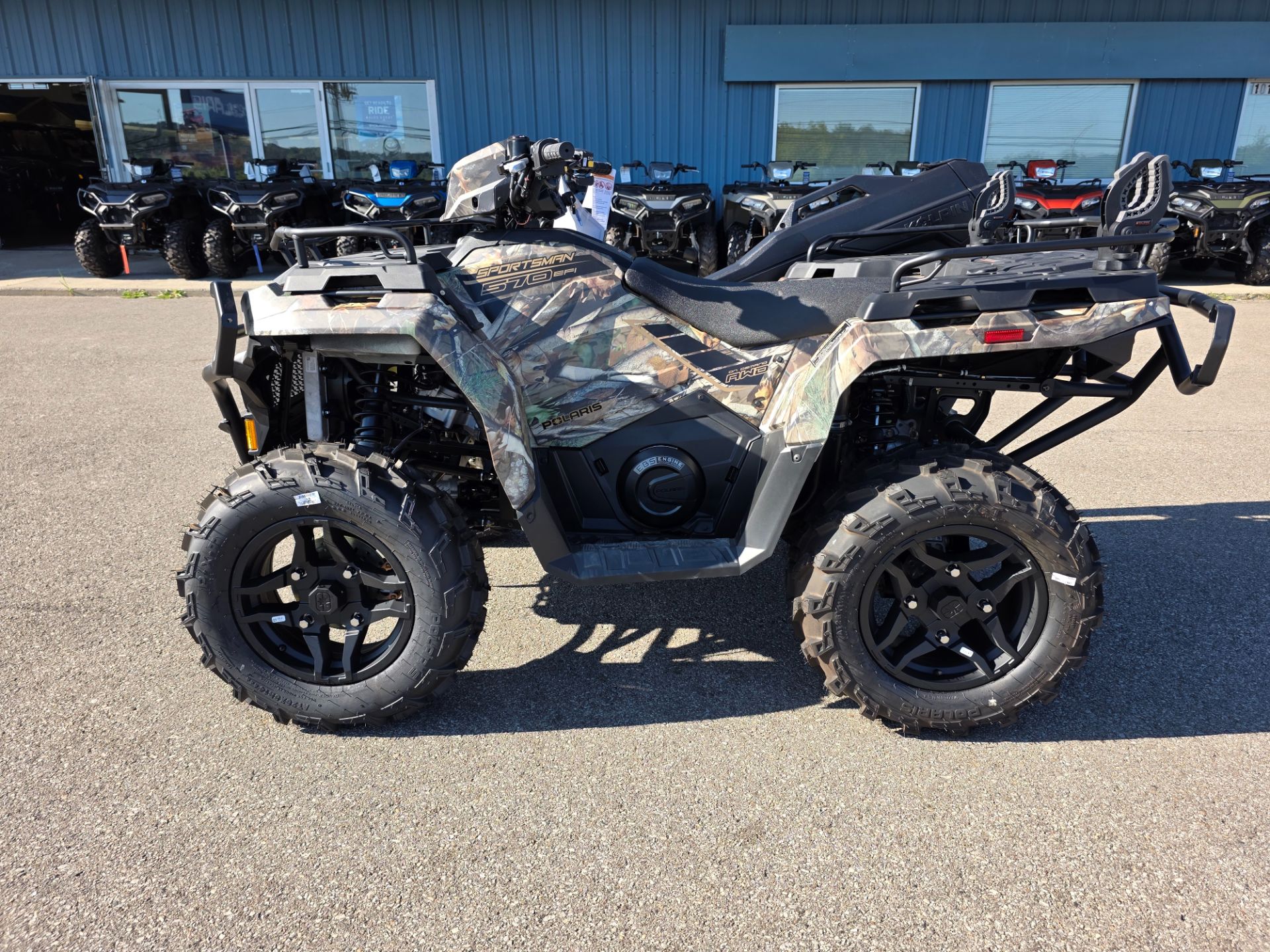 2025 Polaris Sportsman 570 Hunt Edition in Batavia, Ohio - Photo 1