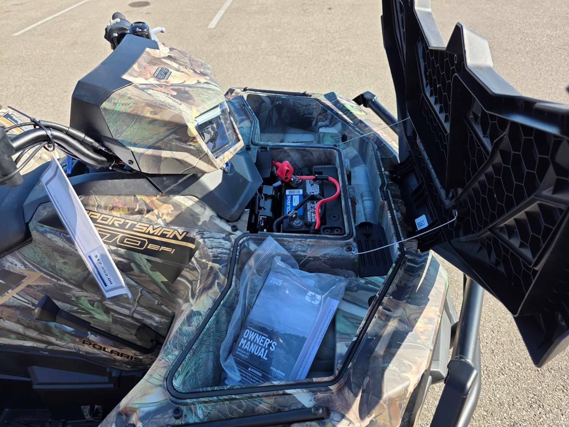 2025 Polaris Sportsman 570 Hunt Edition in Batavia, Ohio - Photo 8