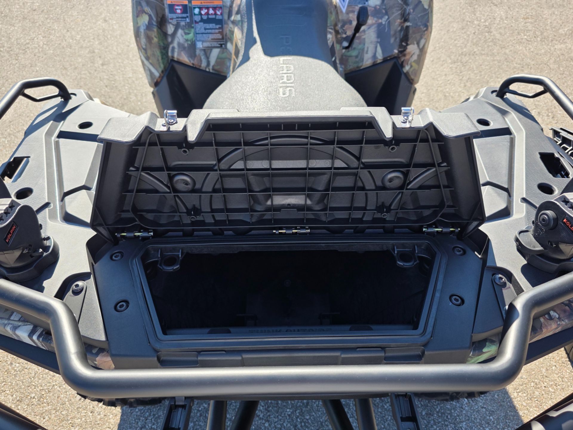 2025 Polaris Sportsman 570 Hunt Edition in Batavia, Ohio - Photo 9