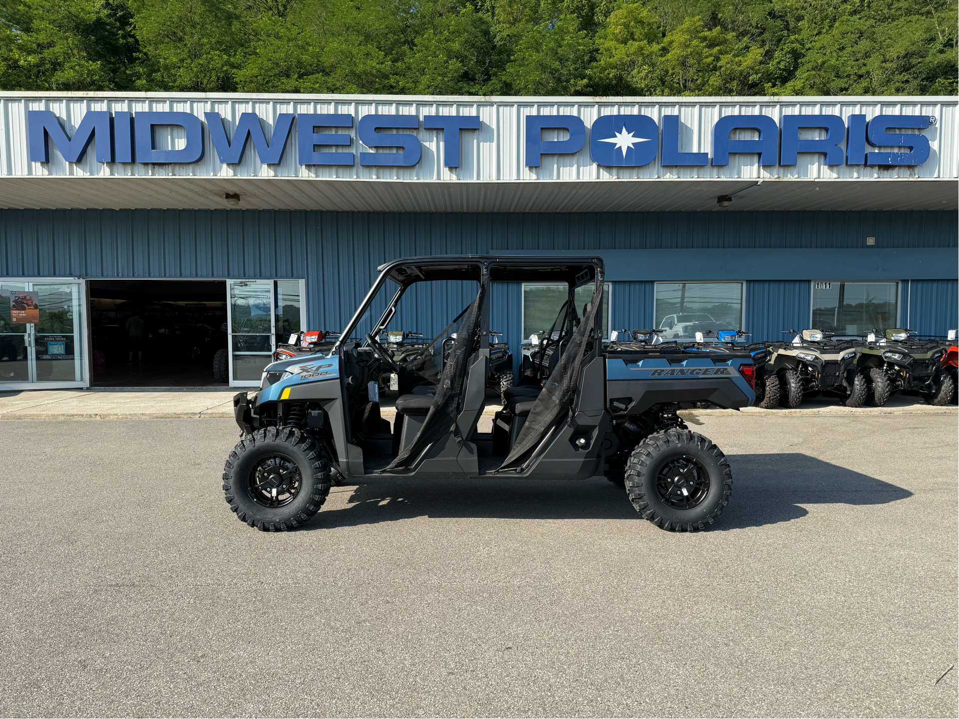 2025 Polaris Ranger Crew XP 1000 Premium in Batavia, Ohio - Photo 2