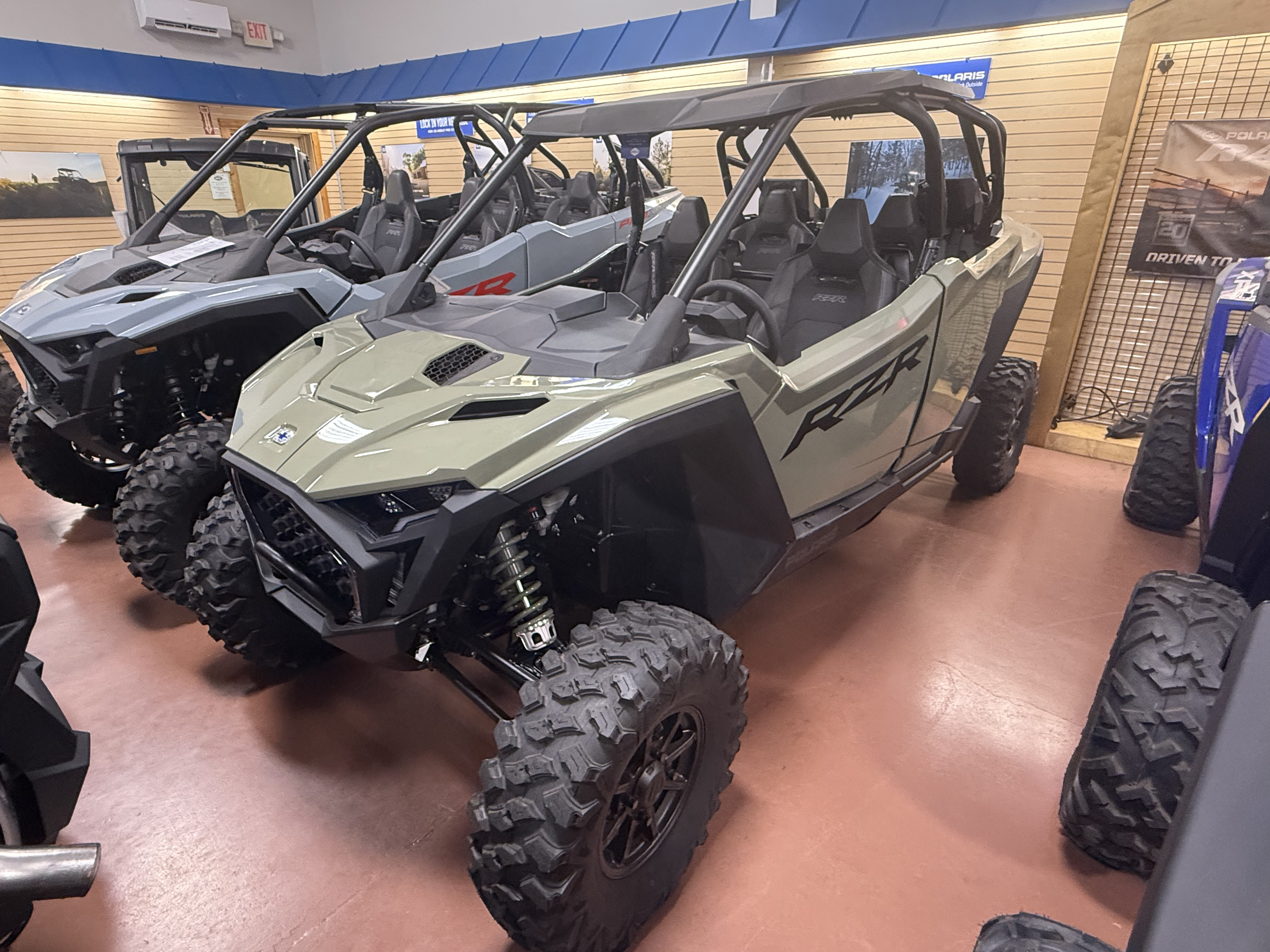 2025 Polaris RZR PRO XP 4 Ultimate in Batavia, Ohio - Photo 2