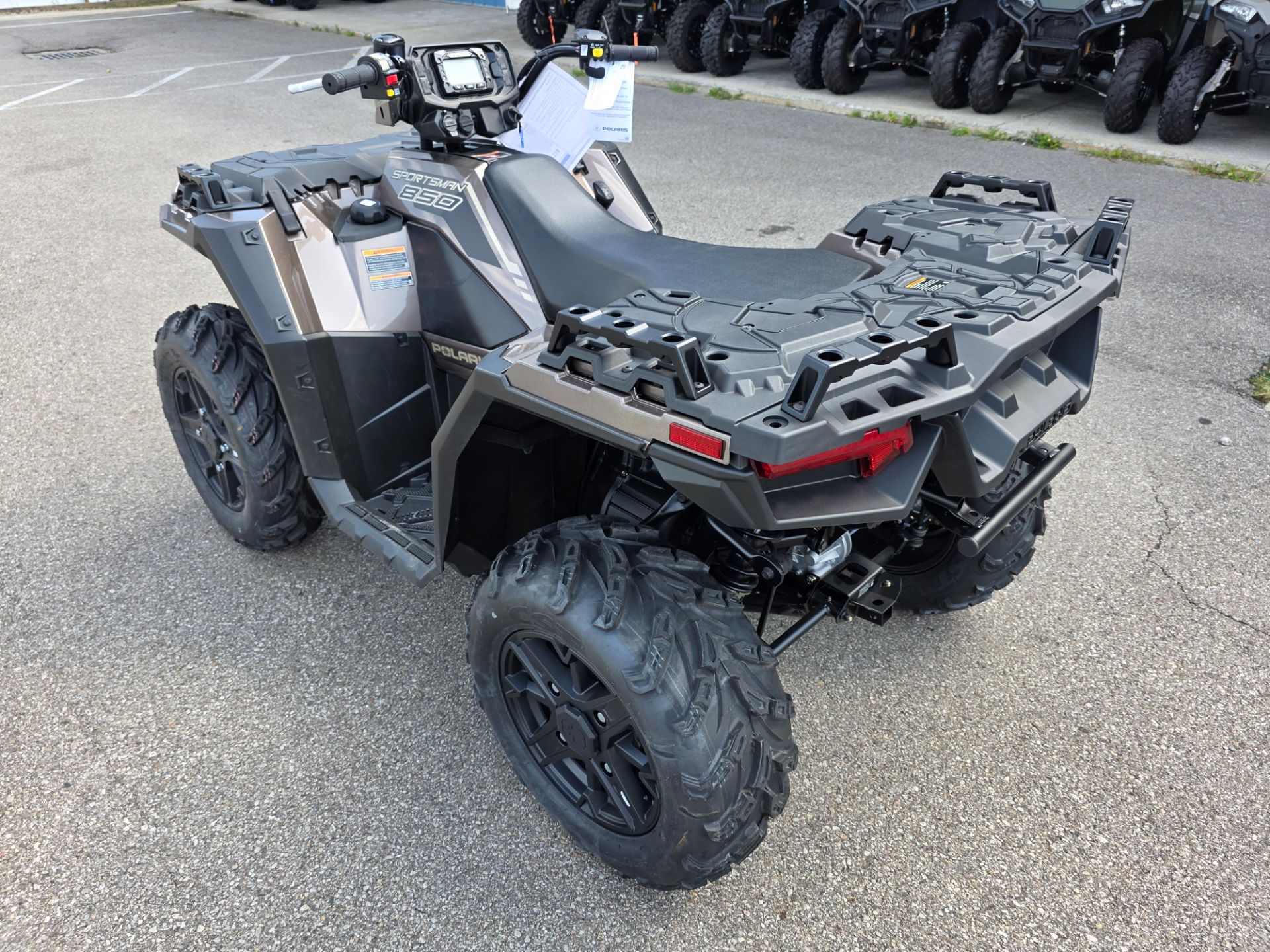 2026 Polaris Sportsman 850 Premium in Batavia, Ohio - Photo 10