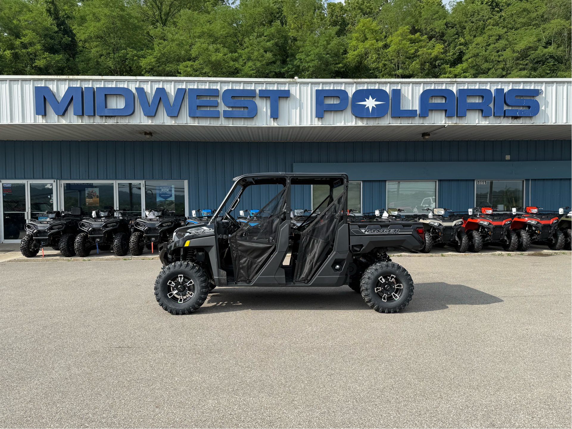 2025 Polaris Ranger Crew XP 1000 Texas Edition in Batavia, Ohio - Photo 2