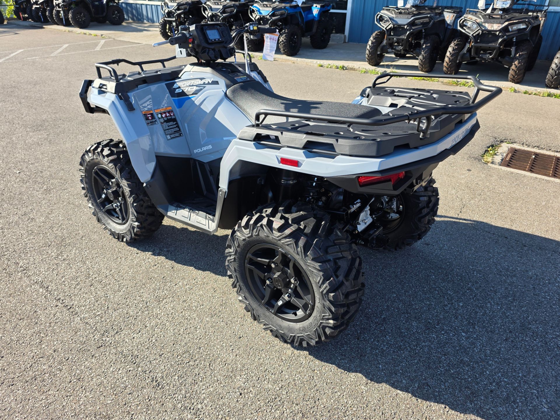 2025 Polaris Sportsman 570 Premium in Batavia, Ohio - Photo 9