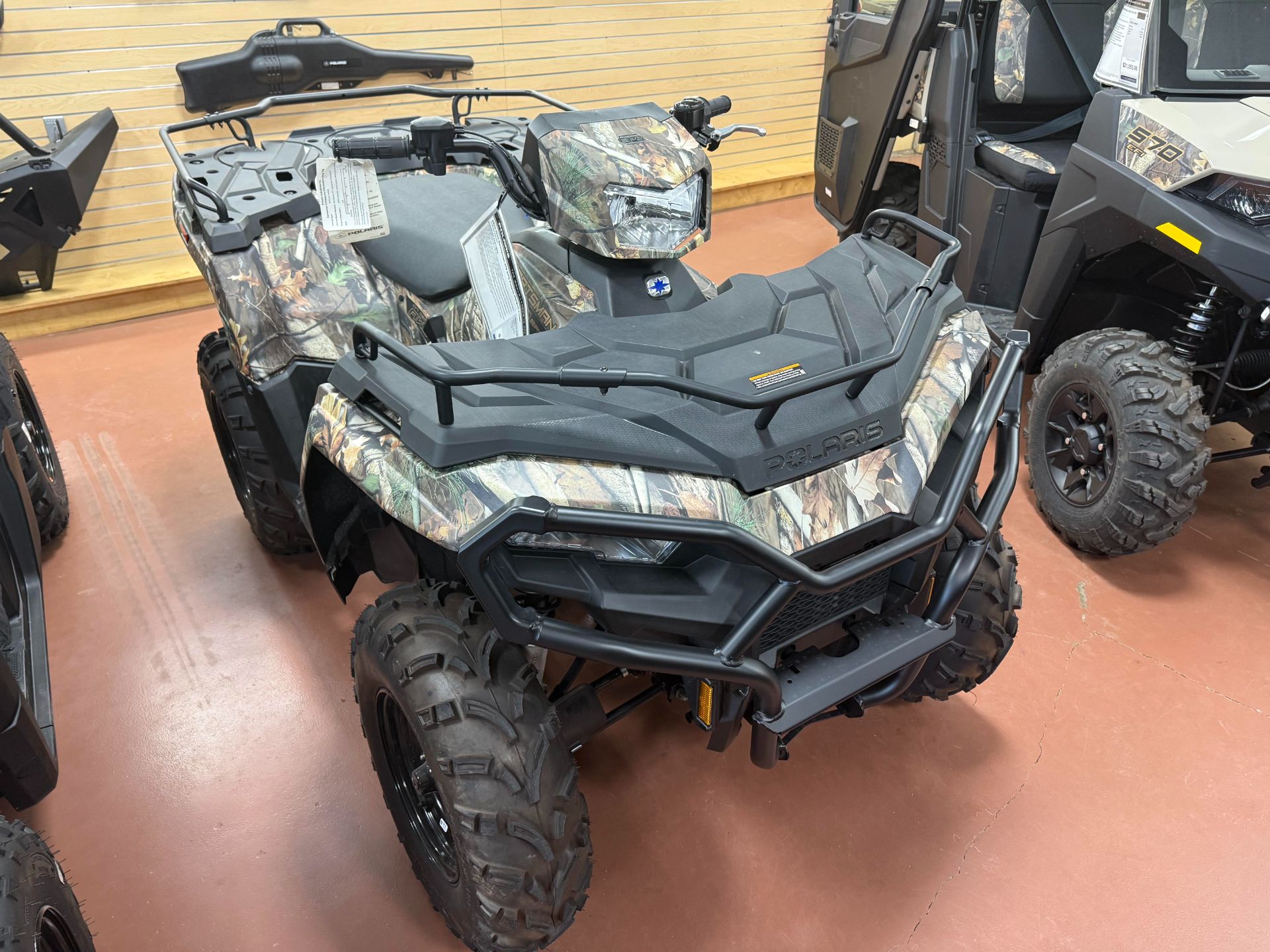 2025 Polaris Sportsman 570 EPS in Batavia, Ohio - Photo 2