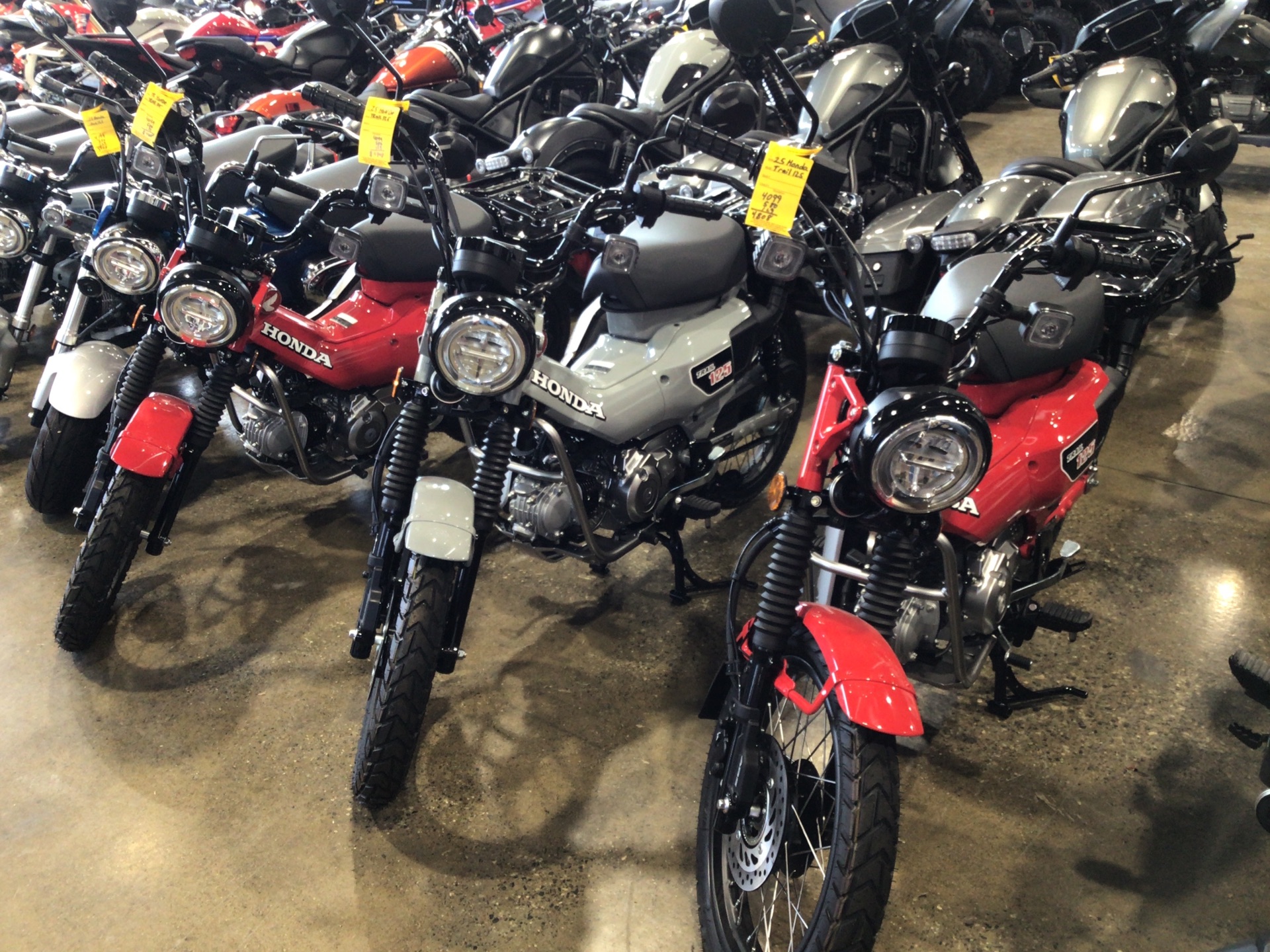 2025 Honda Trail125 3