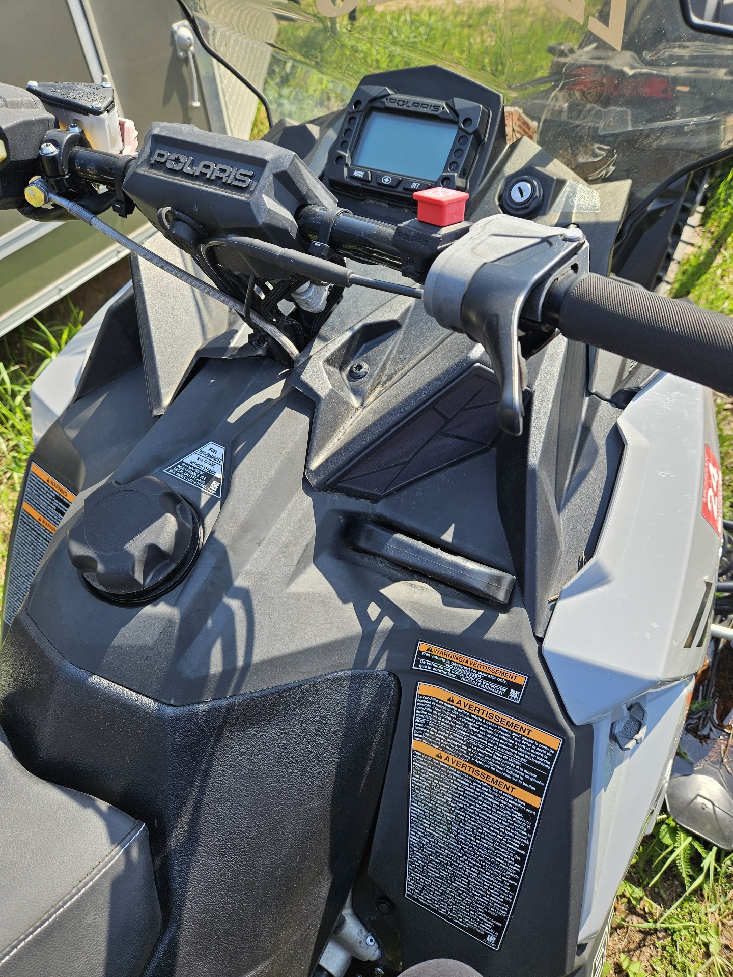 2022 Polaris 600 Indy SP 137 ES 3