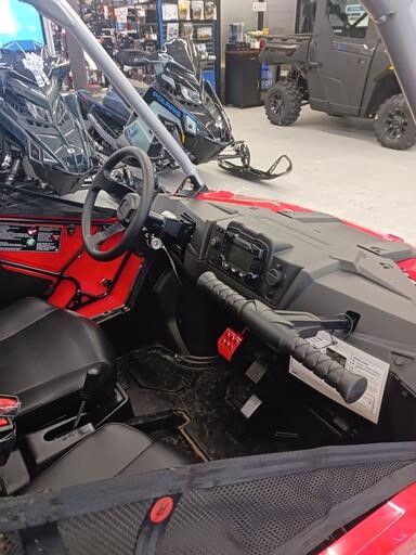 2026 Polaris RZR 200 EFI 3