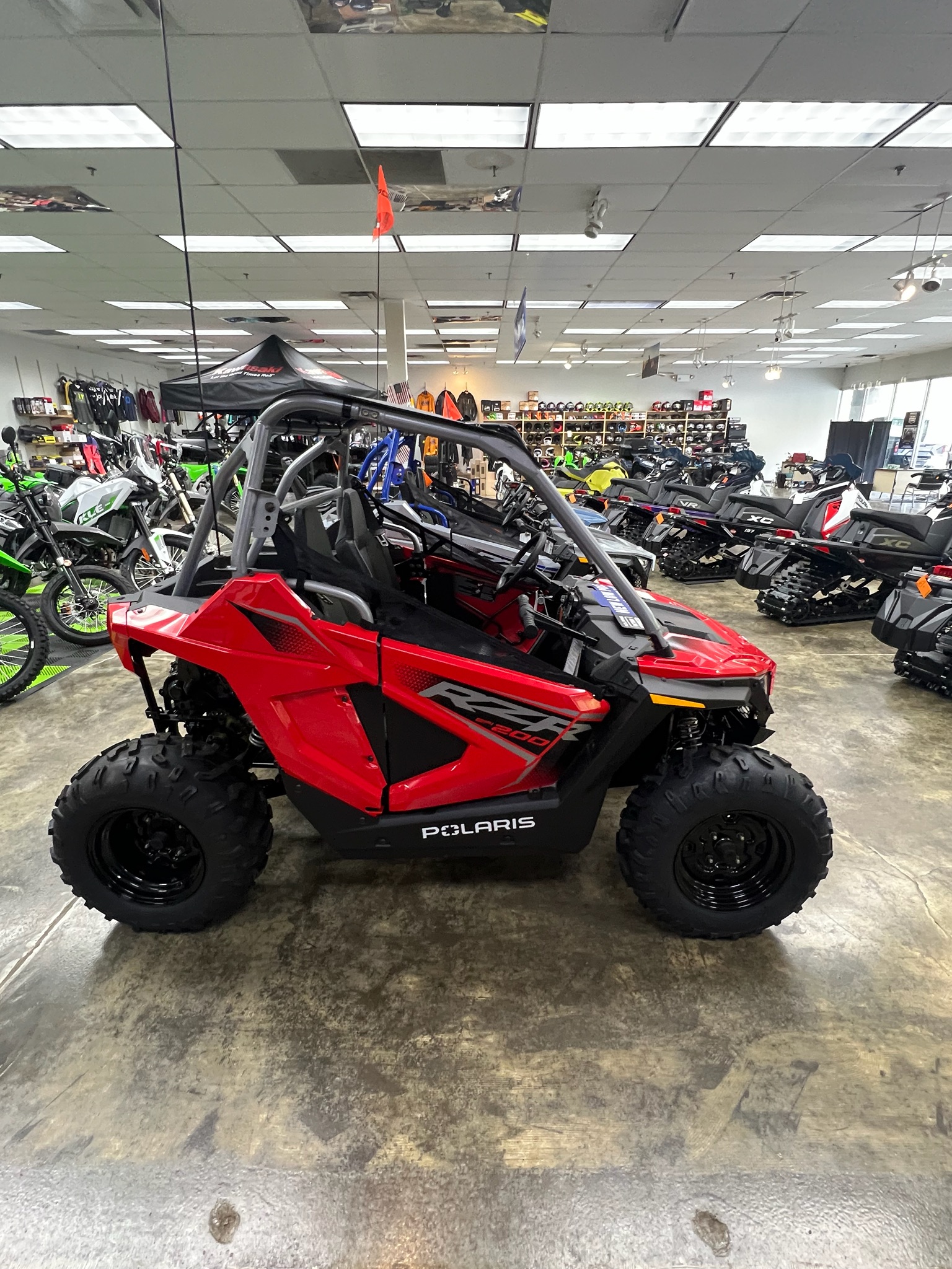 2026 Polaris RZR 200 EFI 3