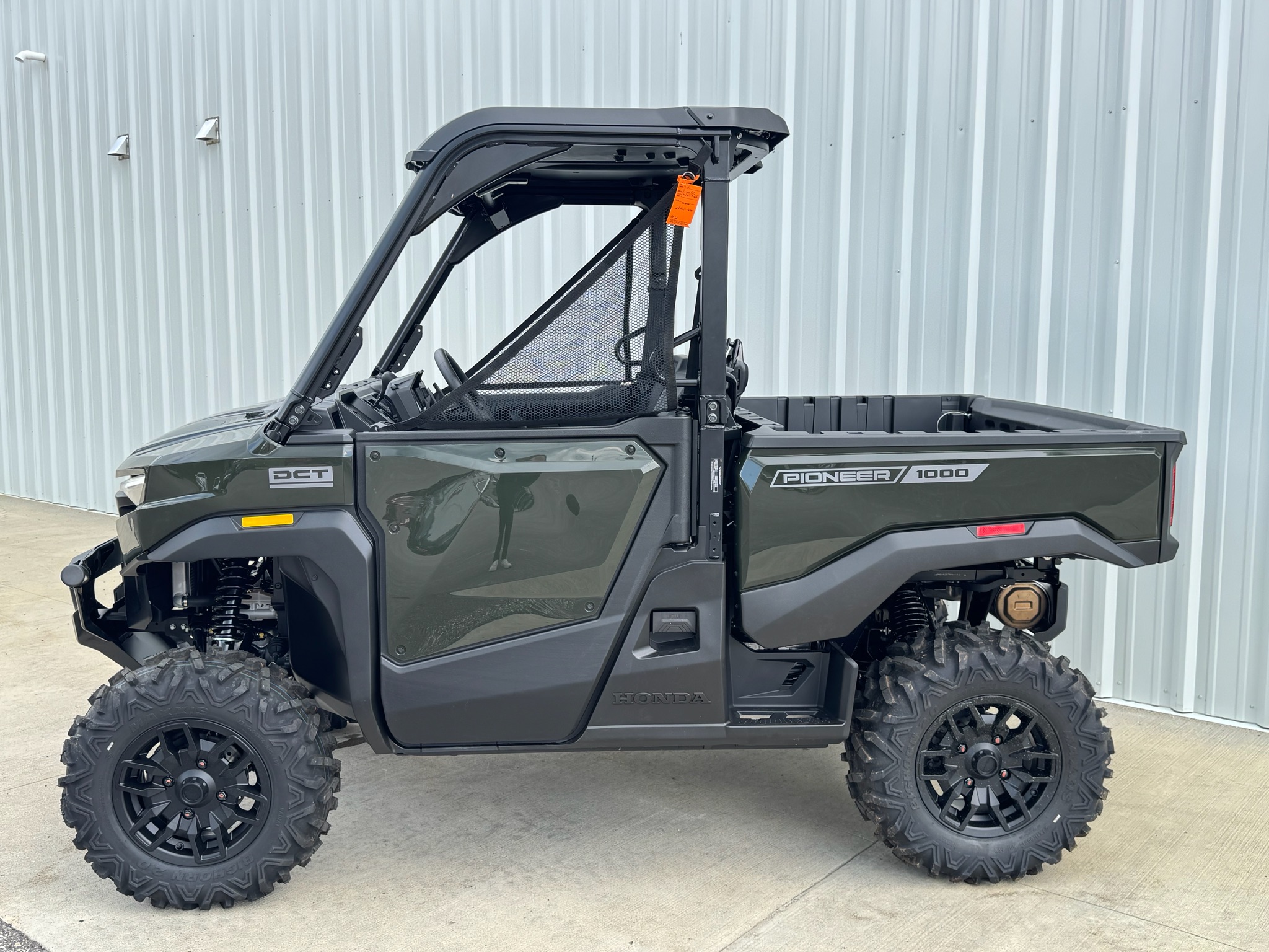 2026 Honda Pioneer 1000 Deluxe 2