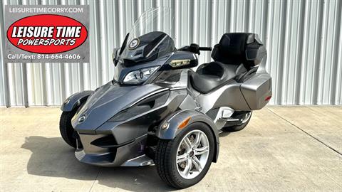 2012 Can-Am Spyder RT Audio & Convenience SE5 — photo 1 of 22