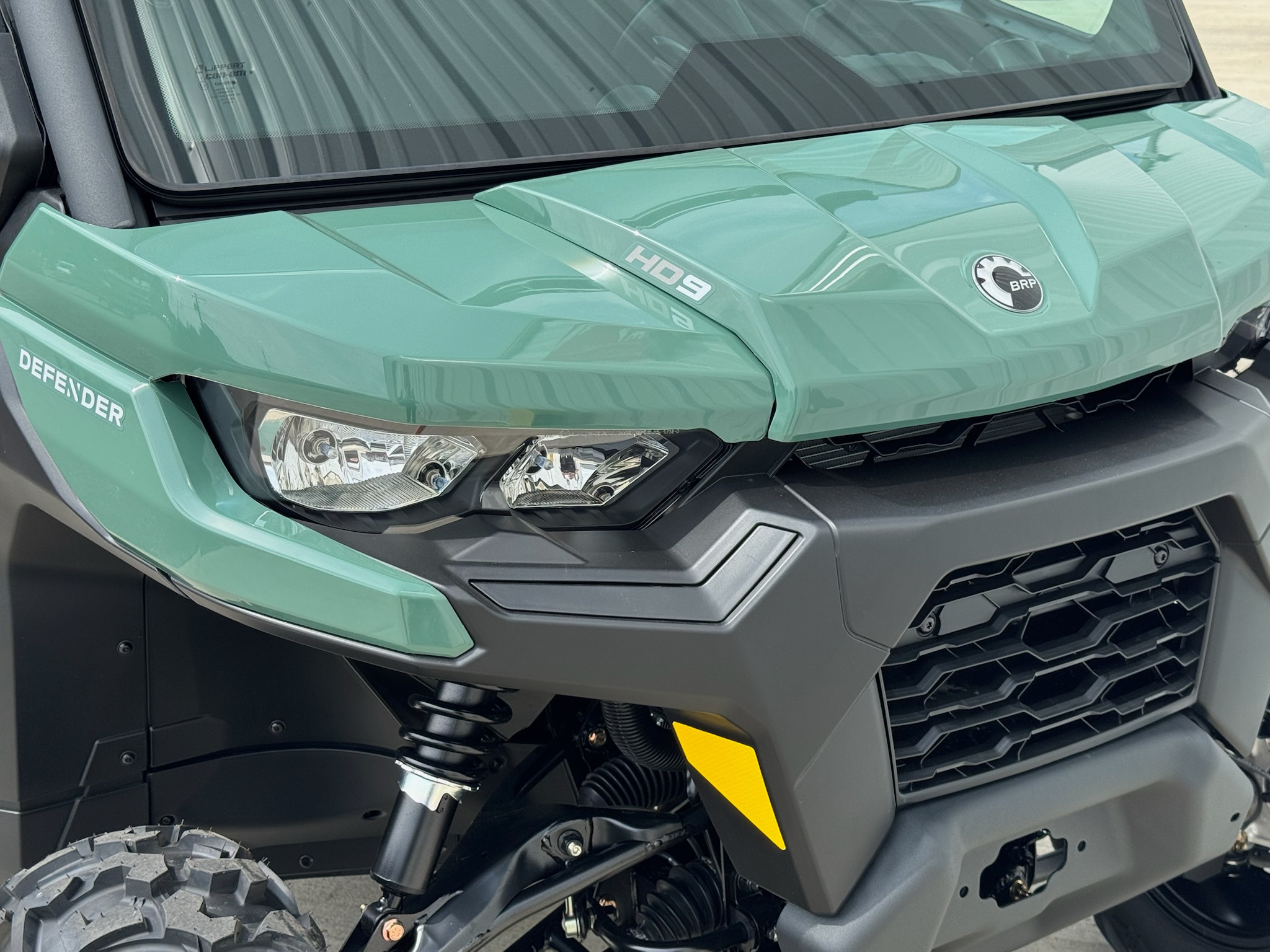 2026 Can-Am™ Defender DPS CAB 9