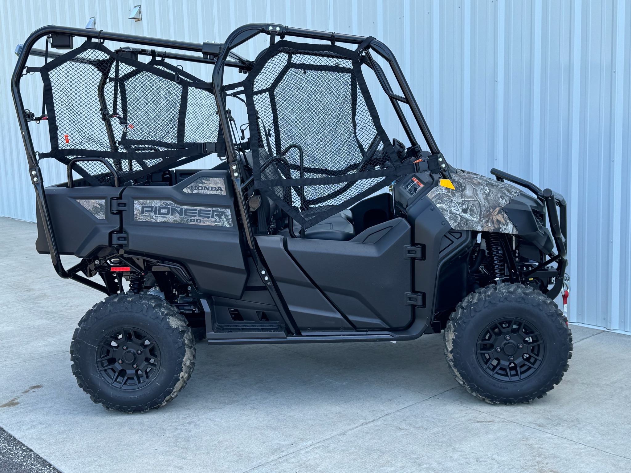 2026 Honda Pioneer 700-4 Forest 6
