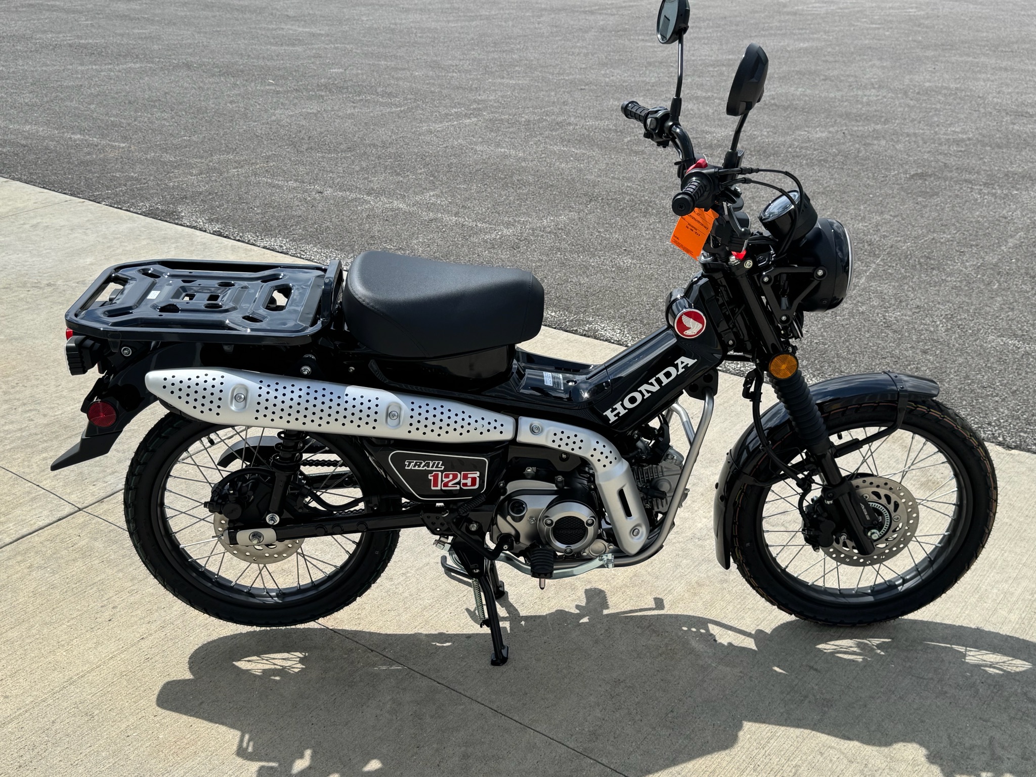 2026 Honda Trail125 6