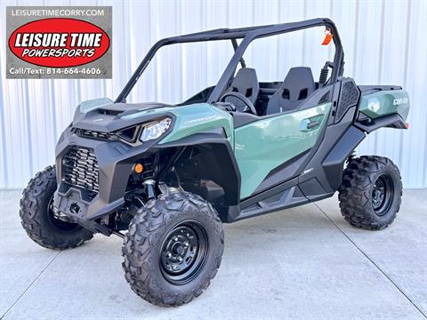 2026 Can-Am Commander DPS 1000R — photo 1 of 24