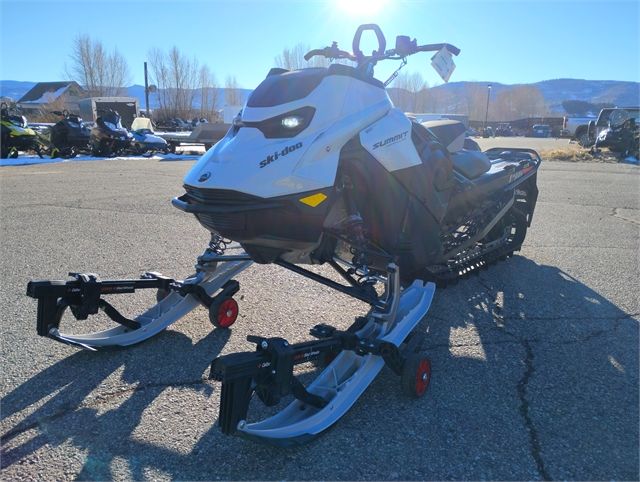 2025 Ski-Doo Summit Adrenaline 146 850 E-TEC SHOT PowderMax 2.5 w/ FlexEdge in Granby, Colorado - Photo 5