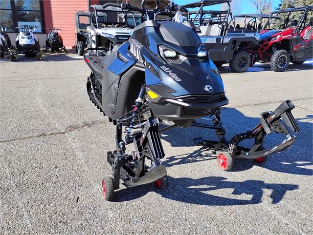 2025 Ski-Doo Summit Adrenaline w/ Edge Package 165 850 E-TEC SHOT PowderMax X-Light 3.0 w/ FlexEdge in Granby, Colorado - Photo 3